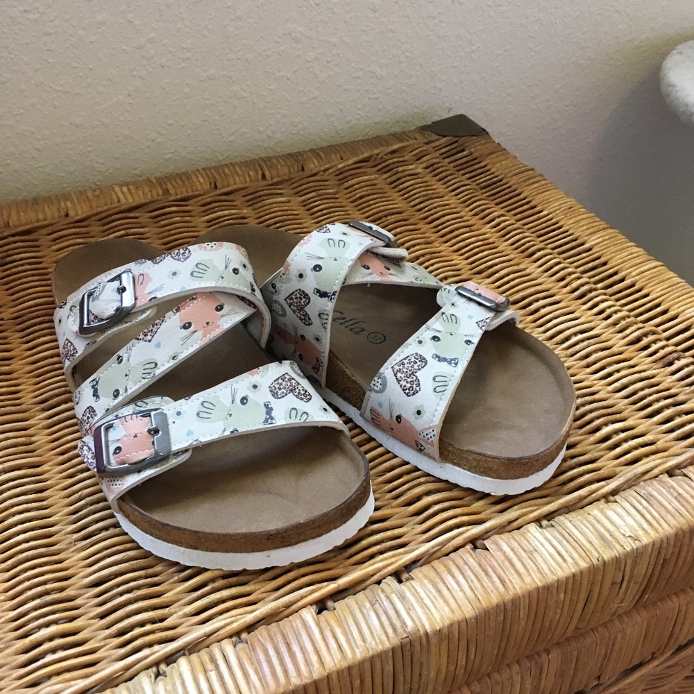 Cool sandals with bunnies